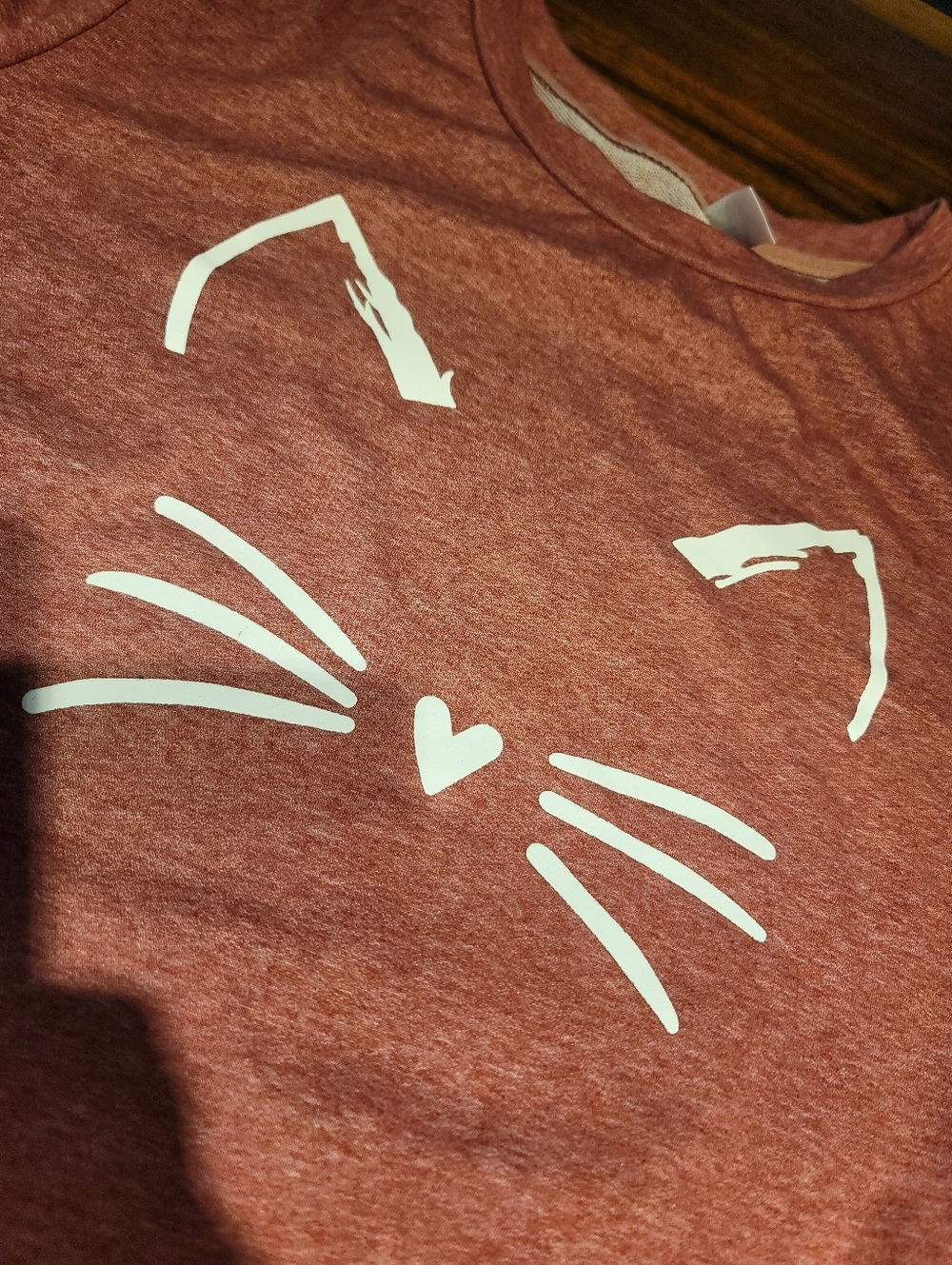 Heathered Dusty Rose Cat Crewneck Size Large - Picture 2 of 6